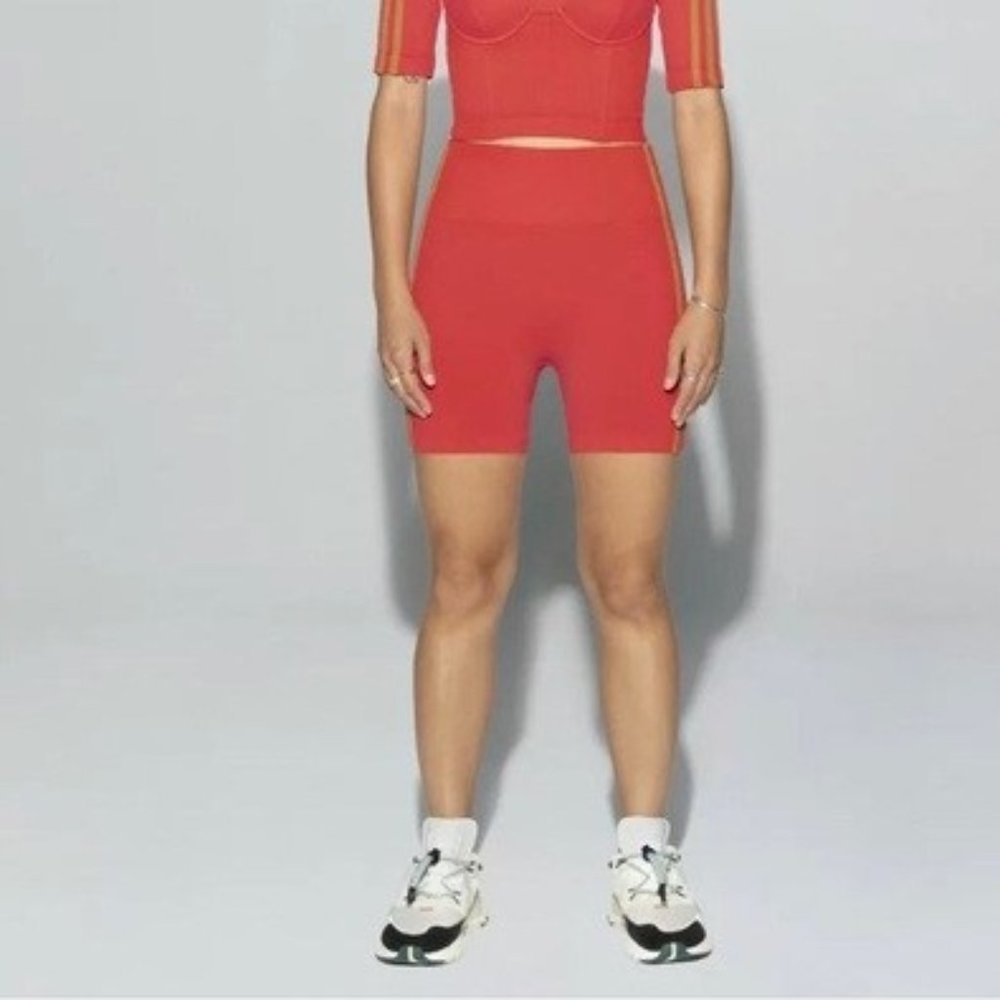 Adidas Women's Ivy Park  Real Coral High-Waisted Shorts Size xs GR1400